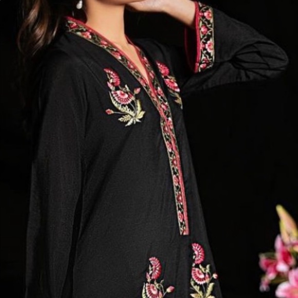 Pakistani and Indian desi outfit - Picture 10 of 11